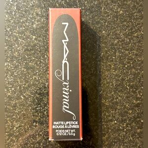 M·A·CXIMAL SILKY MATTE LIPSTICK ROUGE NWT